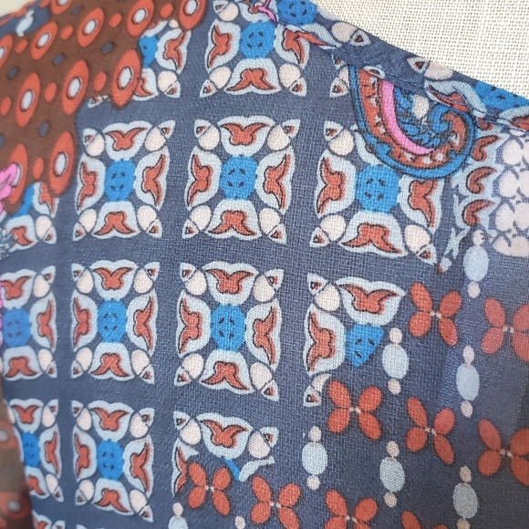 XHILARATION Blue Red Pink Paisley Blouse Sheer Boho Career Top SIZE EXTRA SMALL - Picture 9 of 13